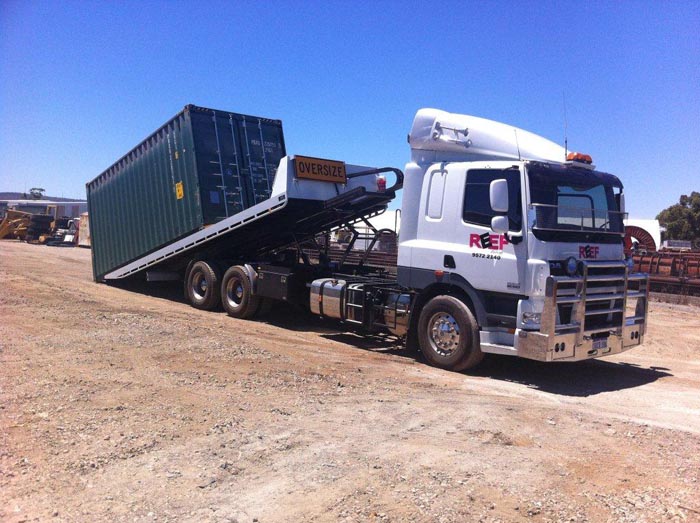 Tilt Trays, How They’re Used and What For in Todays World Reef Group